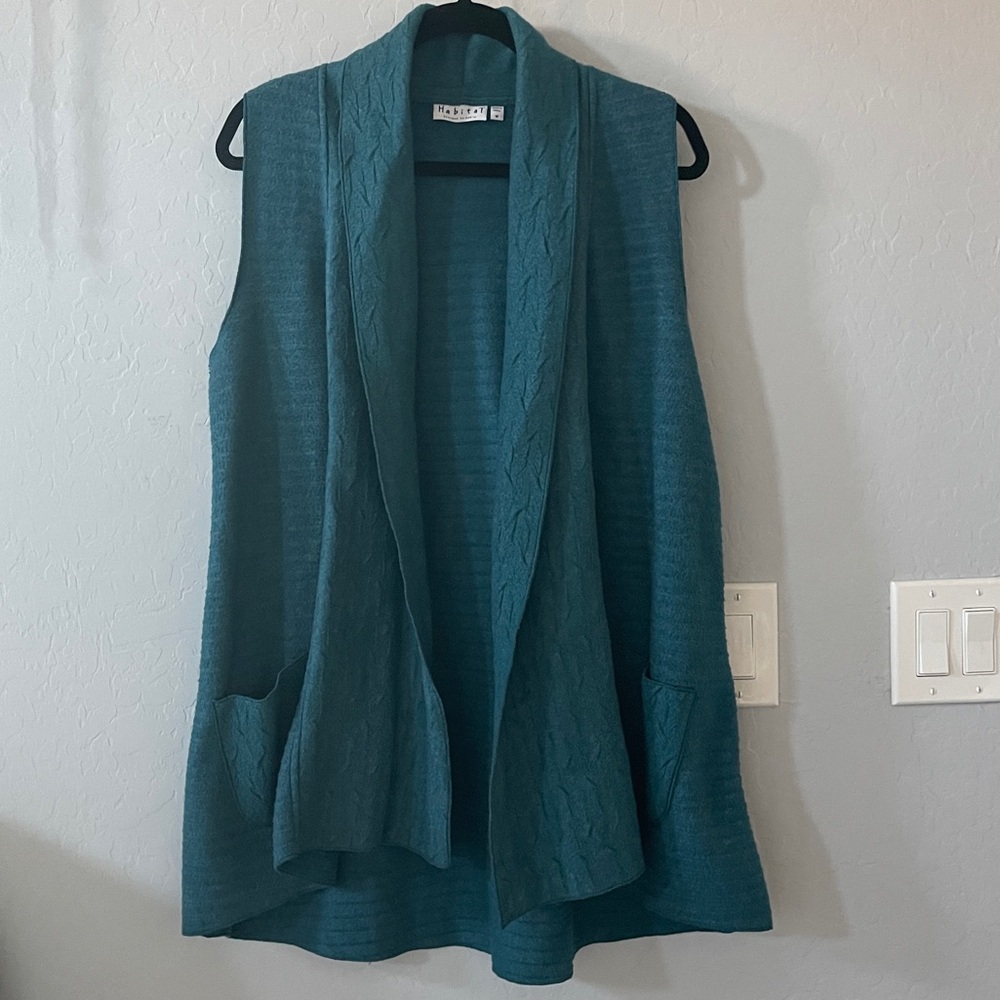 Habitat clothes Teal Sleeveless Cardigan with Pockets in great condition.